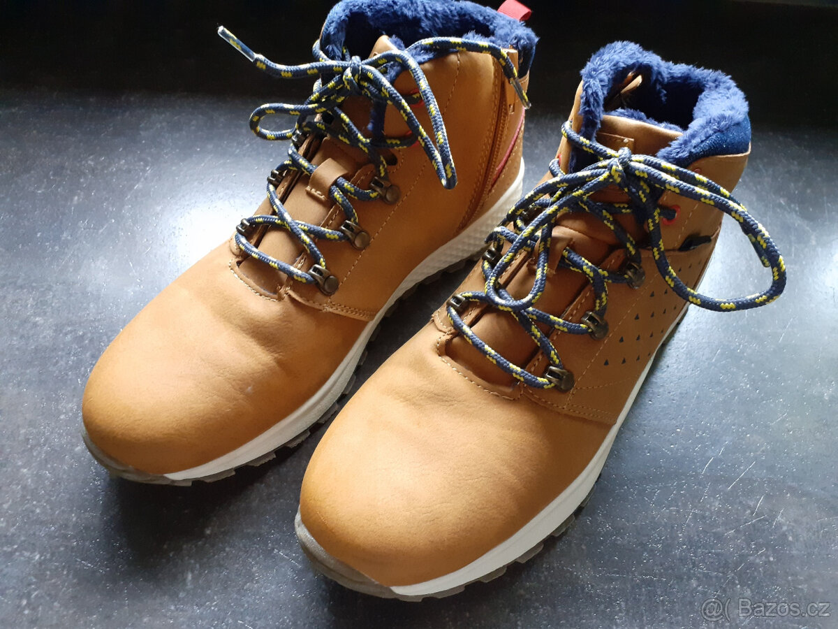 Chlapecké zateplené kotníkové boty Venice vel. 39
