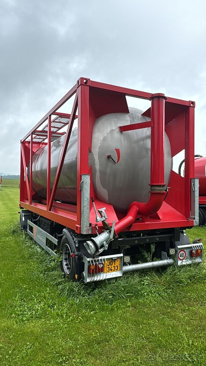 Cisterna, fekál za traktor 18.000l