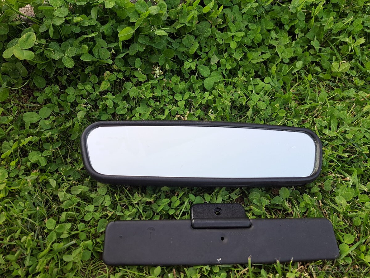 AUDI A4B6 zrcátko a stínítko