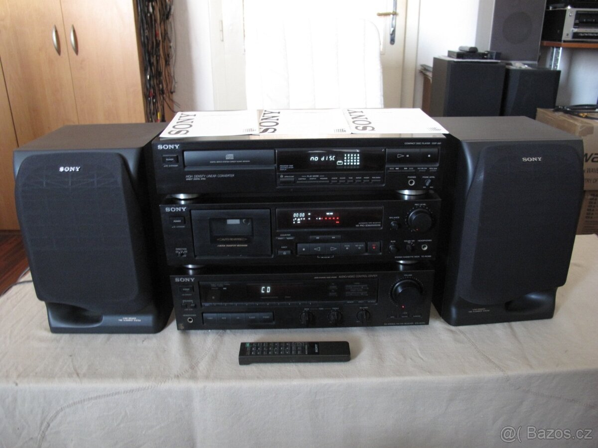 HI-FI sestava Sony.