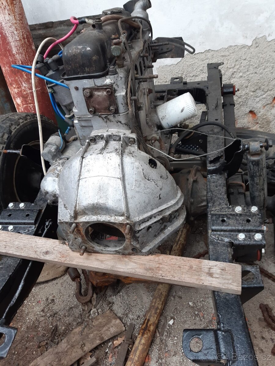 Motor UAZ 469