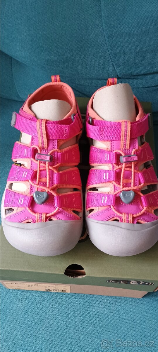 Keen newport letní sandálky vel.36