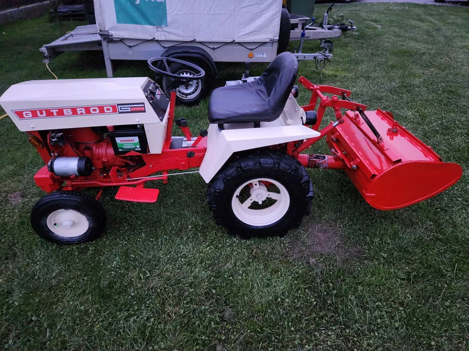 Traktor Gutbrod 1032