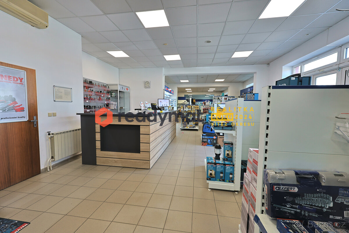 Prodej obchodních prostor 900 m2, Hodonín