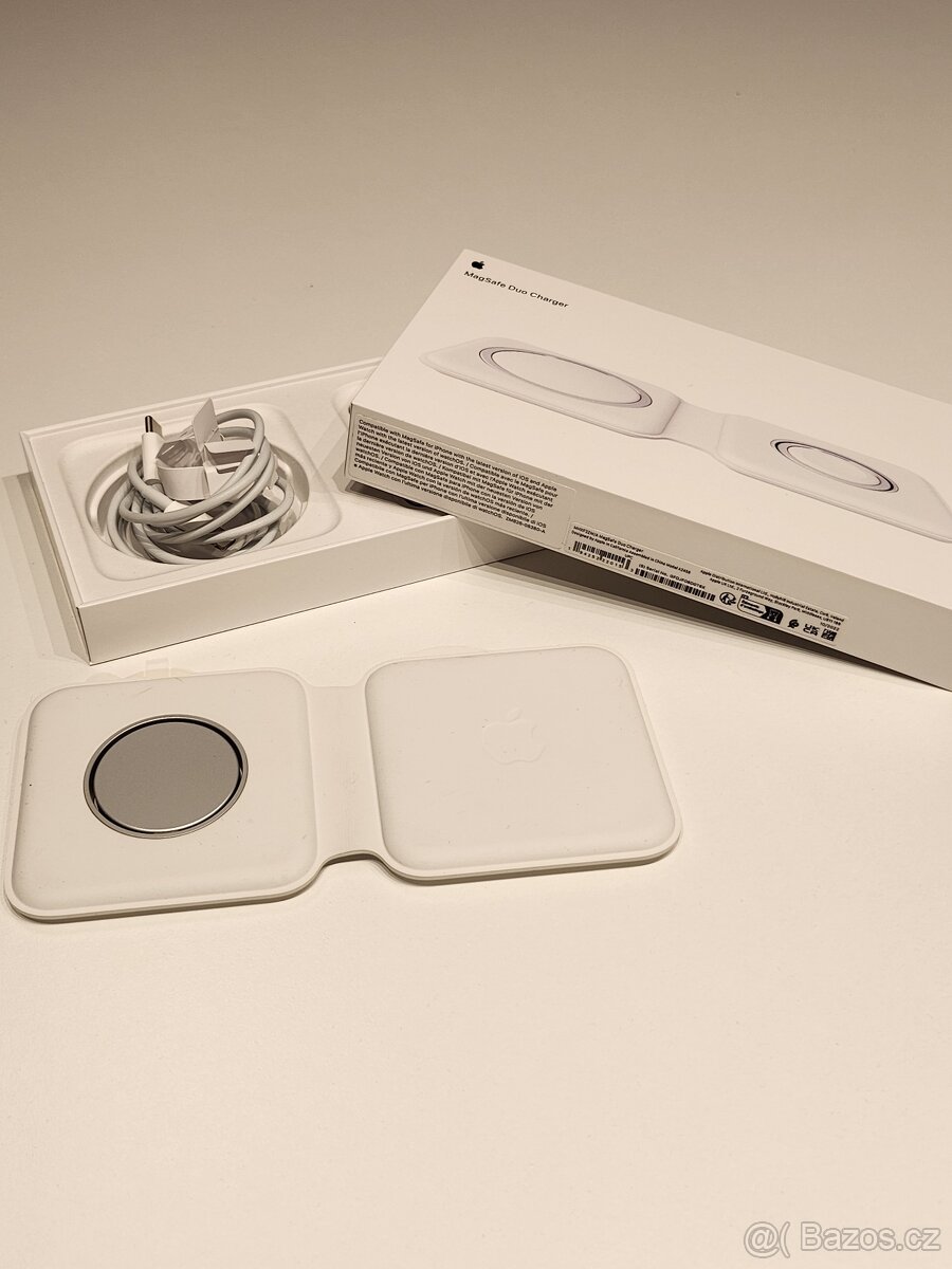 Originální bezdrátová nabíječka Apple Magsafe Duo