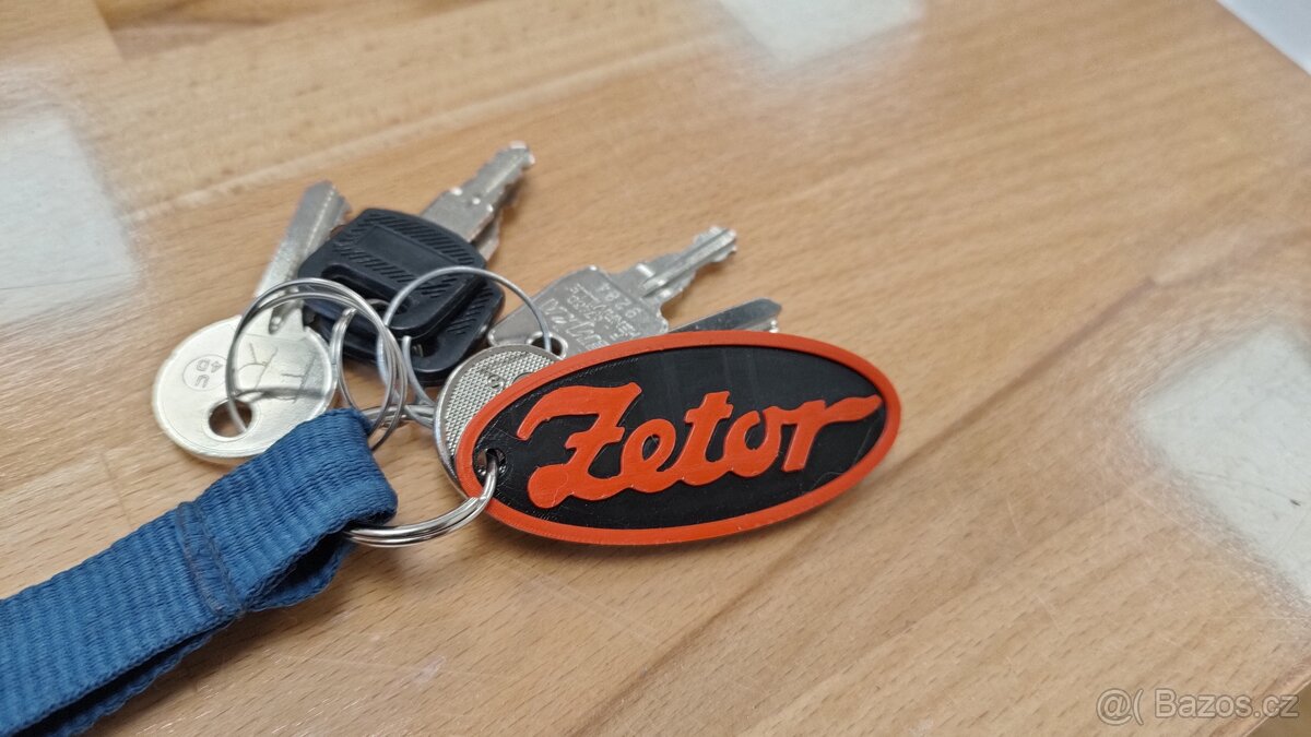 Přívěsek na klíče Zetor