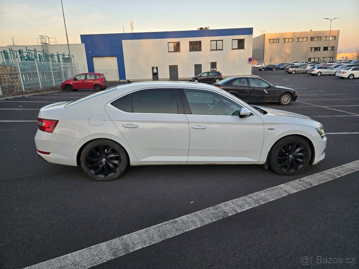 Škoda Superb 3