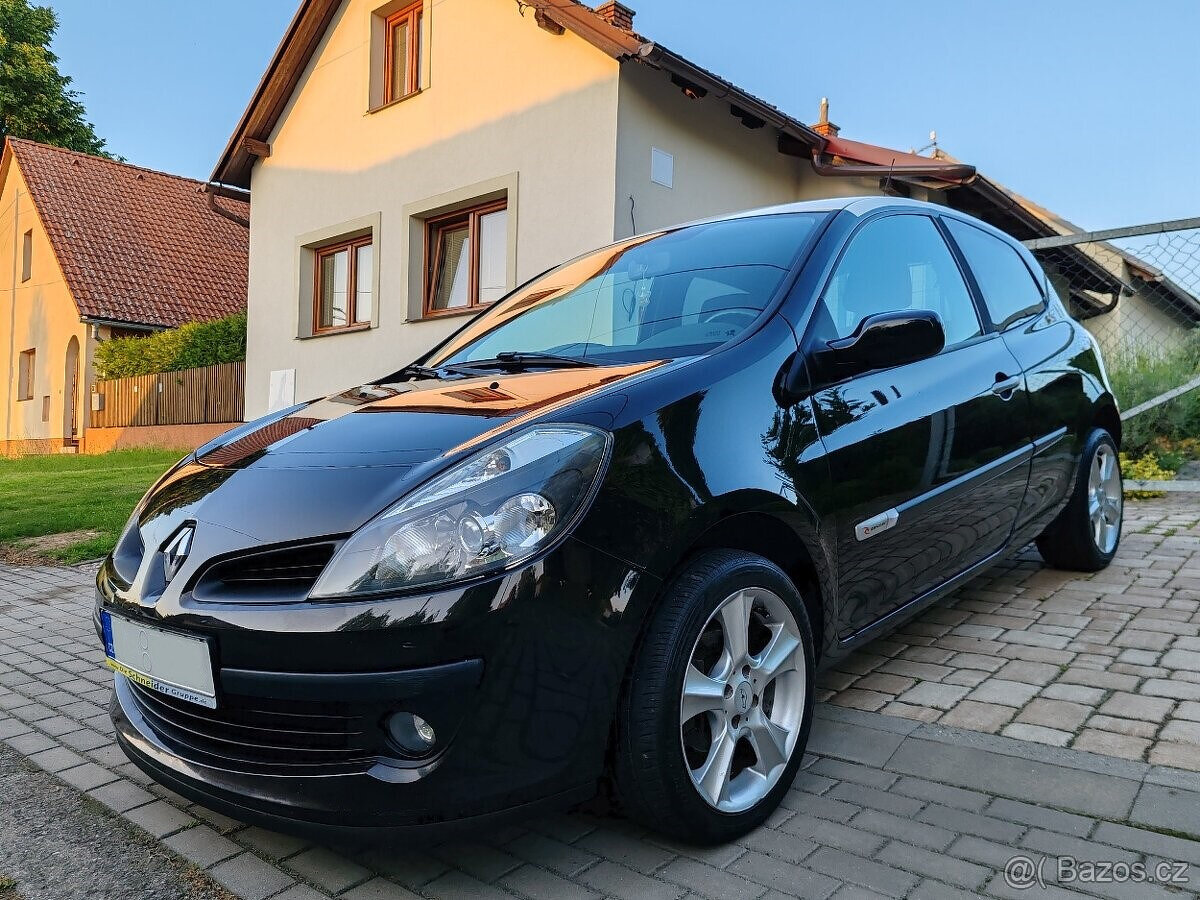 benzínový Renault Clio 1.2 edice Rip Curl   10/2007