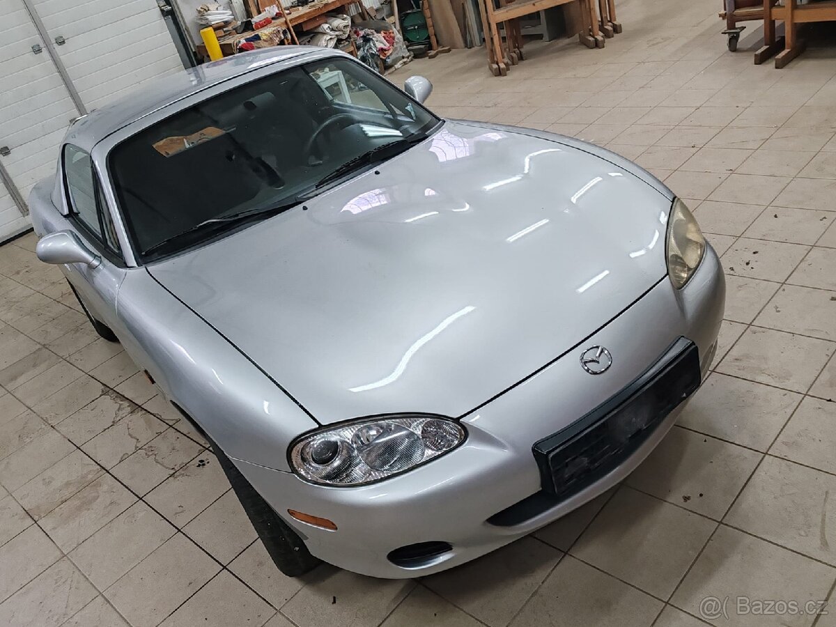 Mazda MX-5 rok 2001 1,8 i