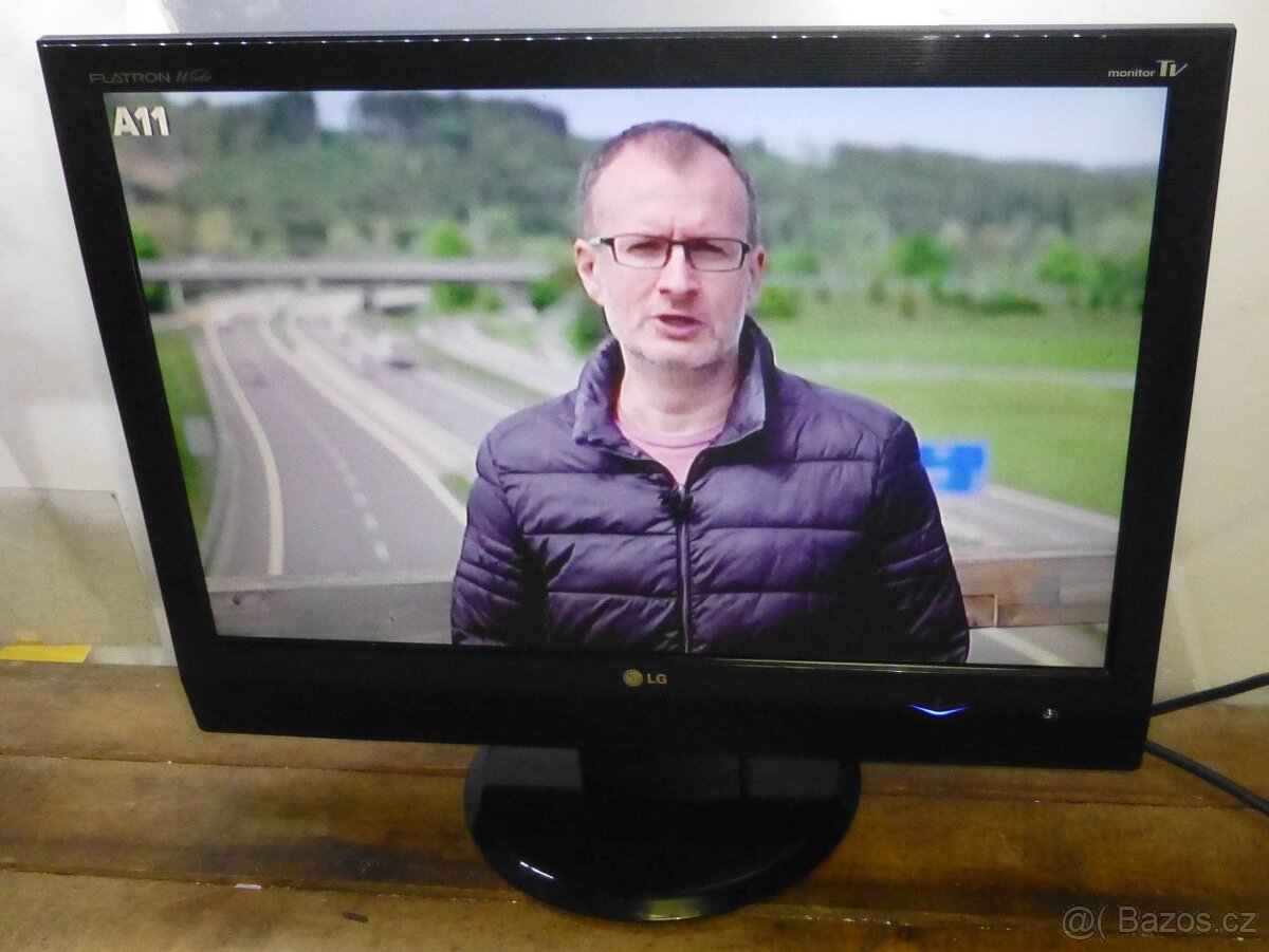LCD televize 55cm LG 22 palců, nemá DVBT2
