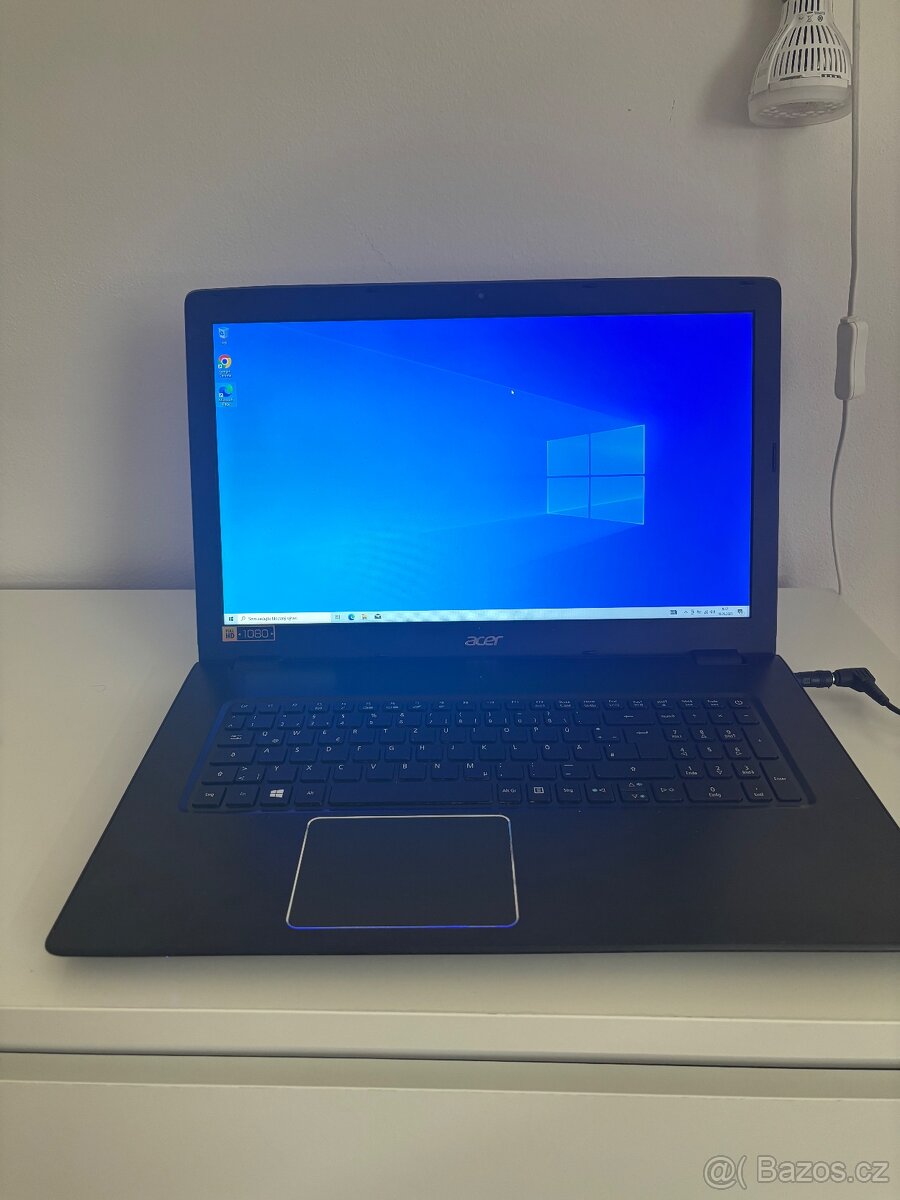 Notebook acer 17 palcu