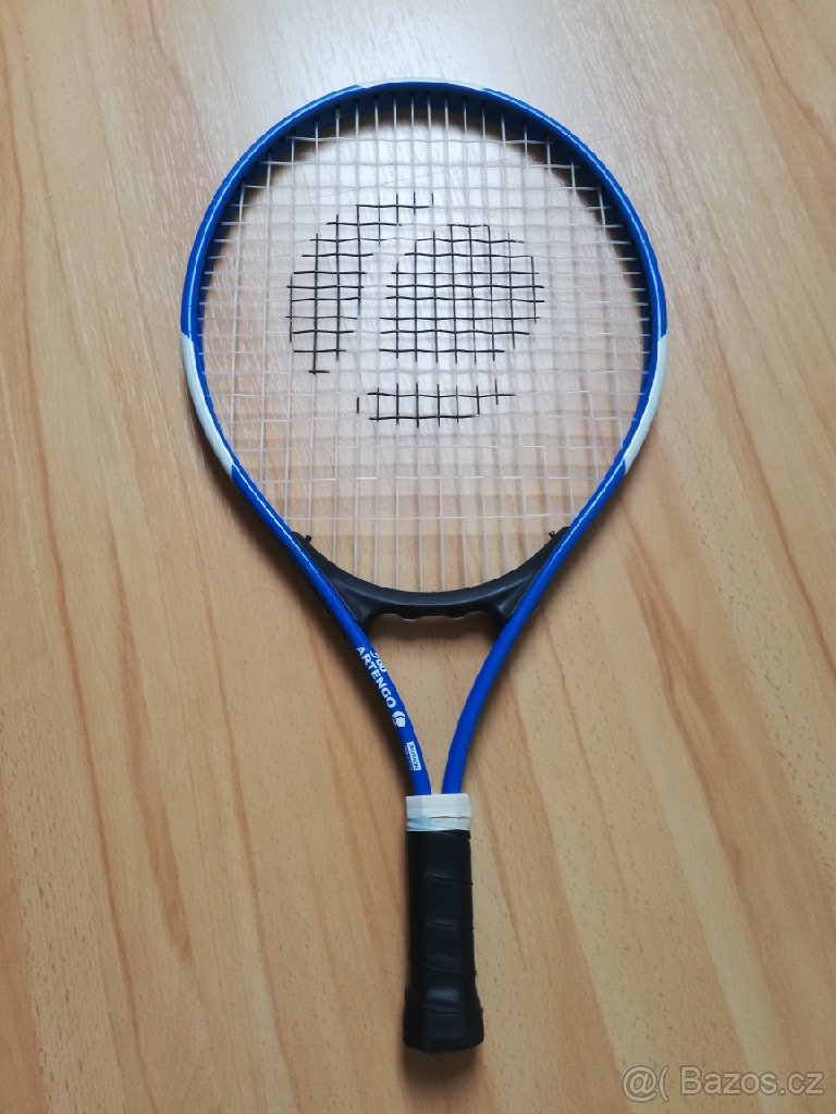 Tenisová raketa
