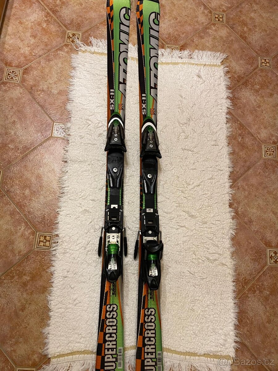 Lyže ATOMIC supercross carving 160cm R: 15m