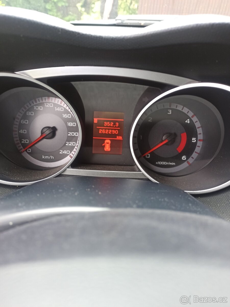Peugeot 4007 , 2.2 HDI, 4x4 , 7 míst