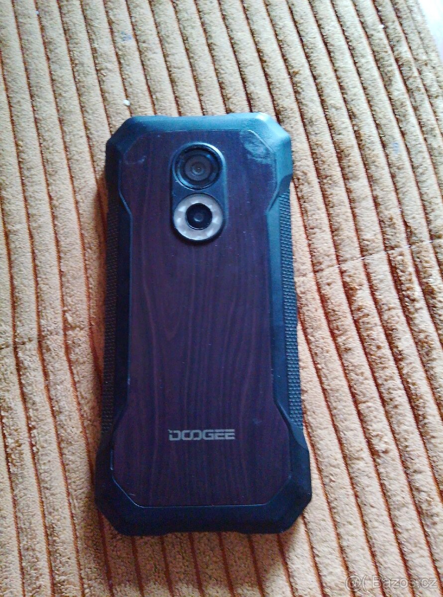 Prodám DOOGEE S61 Pro