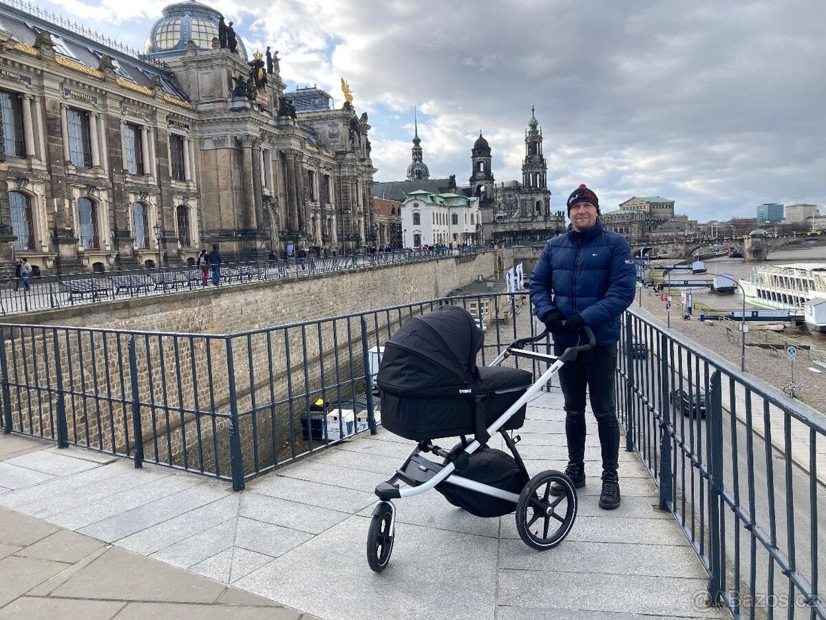 Thule Urban Glide 2 majolica blue, kočárek modrý sportovní