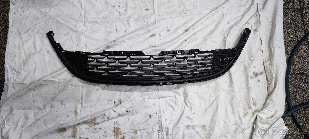 Opel Astra J mrizka narazniku 13387326