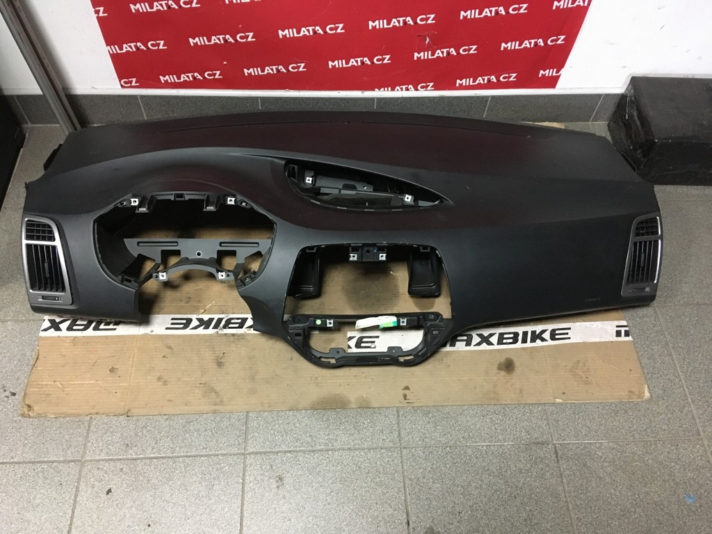 Palubní deska Hyundai I20