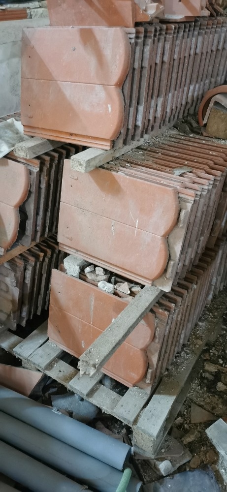 Terran Rundo - betonová dvoutaška Bobrovka -