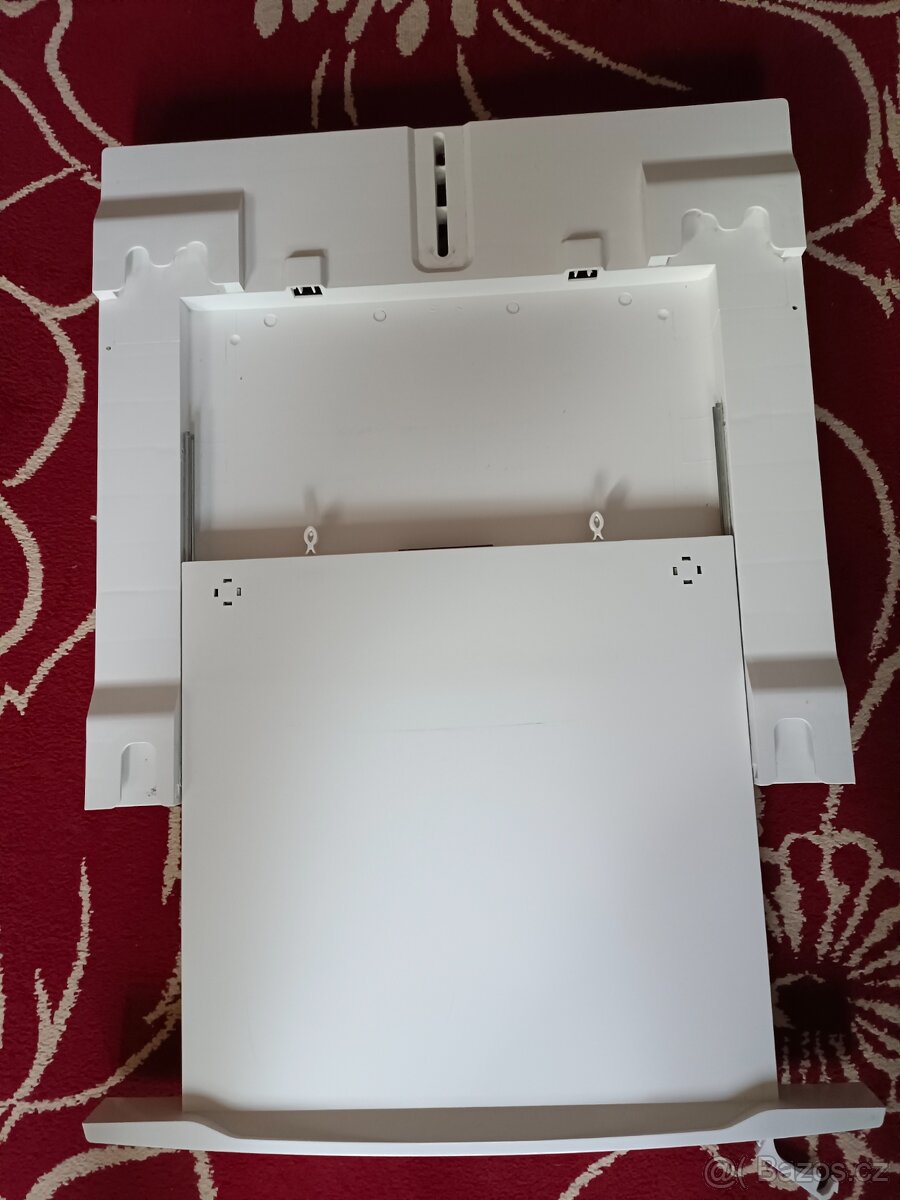 Mezikus sušička AEG