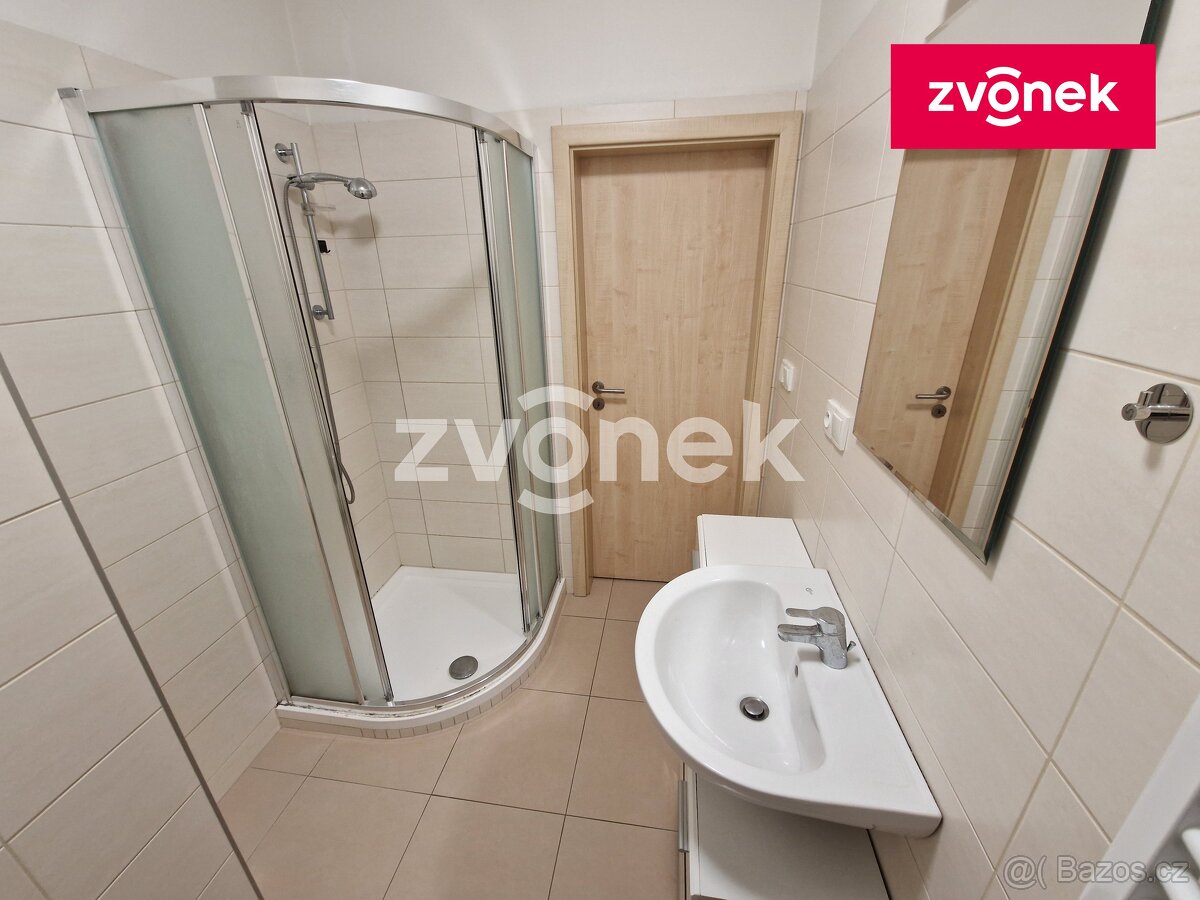 Pronájem bytu 1kk v lokalitě Zahrádky, Uh. Hradiště.