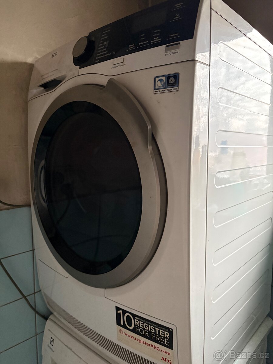 Sušička AEG AbsoluteCare T8DBE68SC