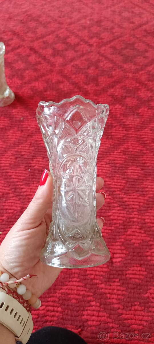 Váza české, starožitné broušené sklo