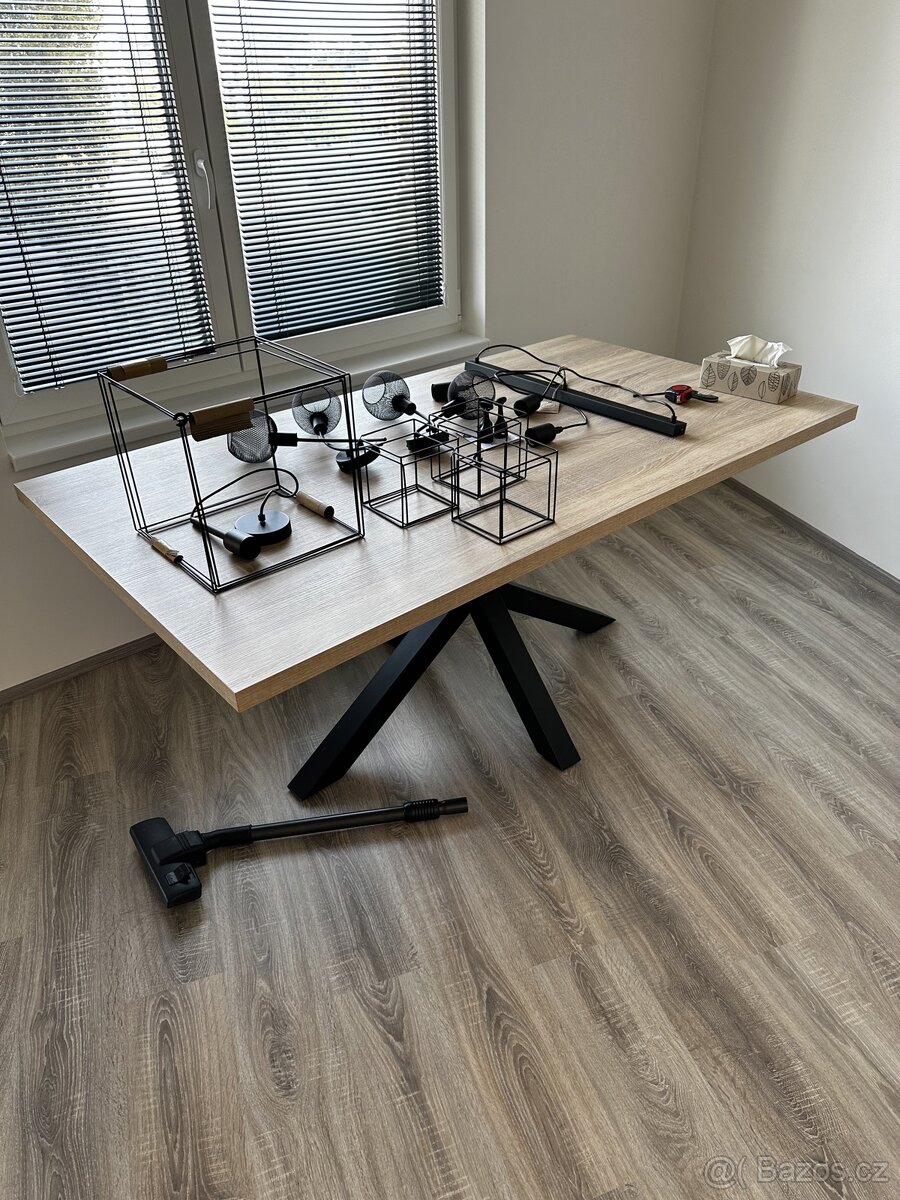 Dubový jídelní stůl -  Kave Home Argo 180 x 100 cm