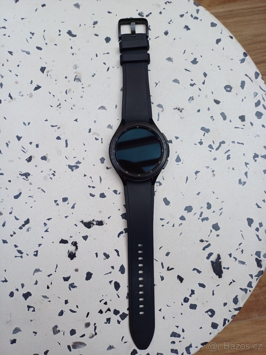 Chytré hodinky Samsung Galaxy Watch4 Classic 42mm
