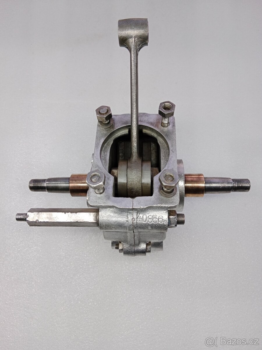 JAWA VILLIERS SPECIÁL 175 KARTRY MOTOR ORIGINÁL