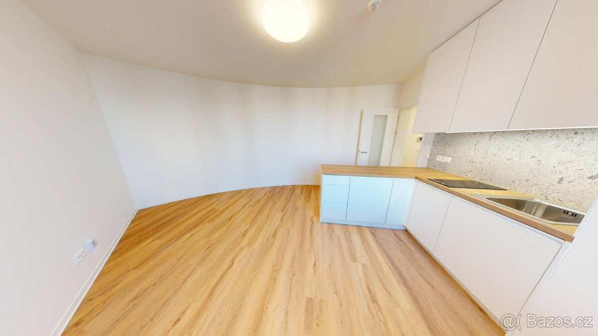 Pronájem bytu 2+kk, Na Větrníku, Břevnov, 18000 Kč/měs, 34 m