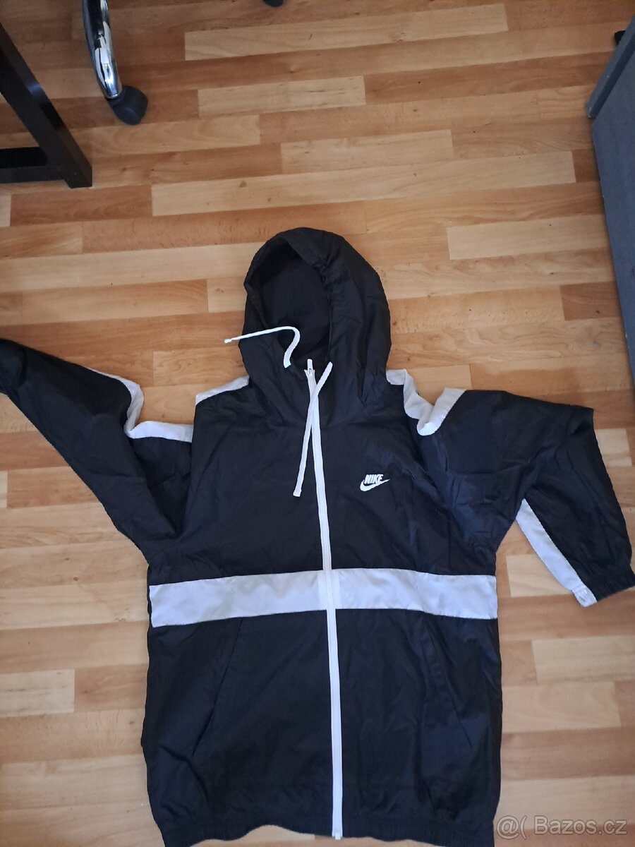 Nike souprava