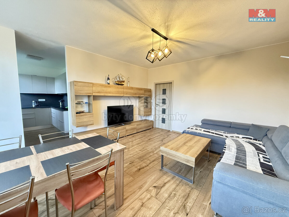 Pronájem bytu 3+1, 90 m², Šonov
