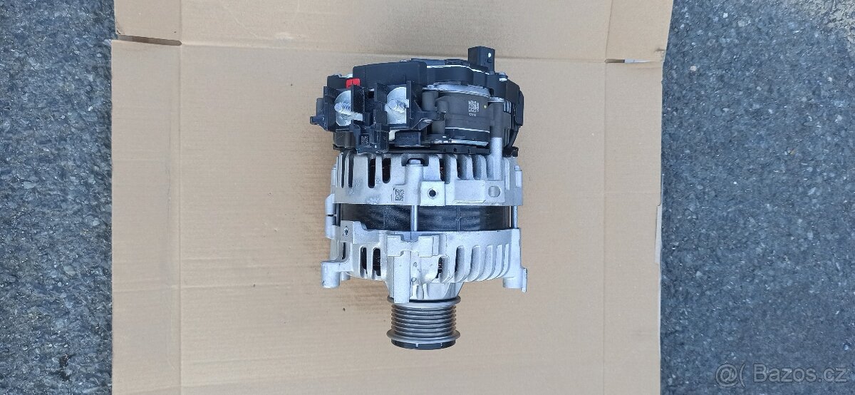 Alternátor Hyundai 36300-07000
