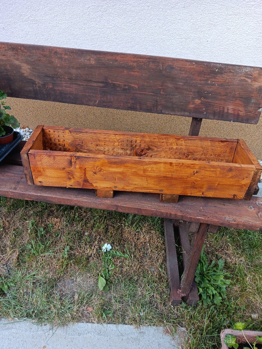 Prodám dřevěné truhlíky