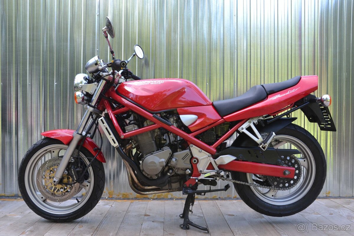 Suzuki GSF 400