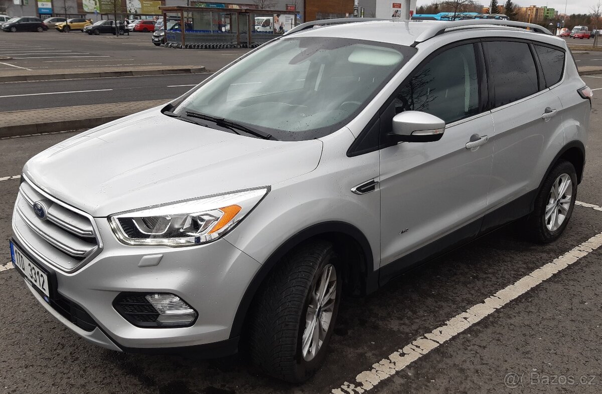Ford Kuga 2.0 TDCi 4x4, ČR, Titanium