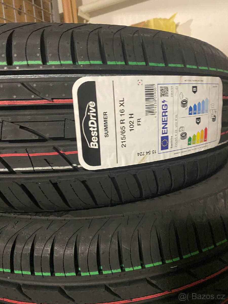 Letní pneu 215/65 R 16 XL 102H