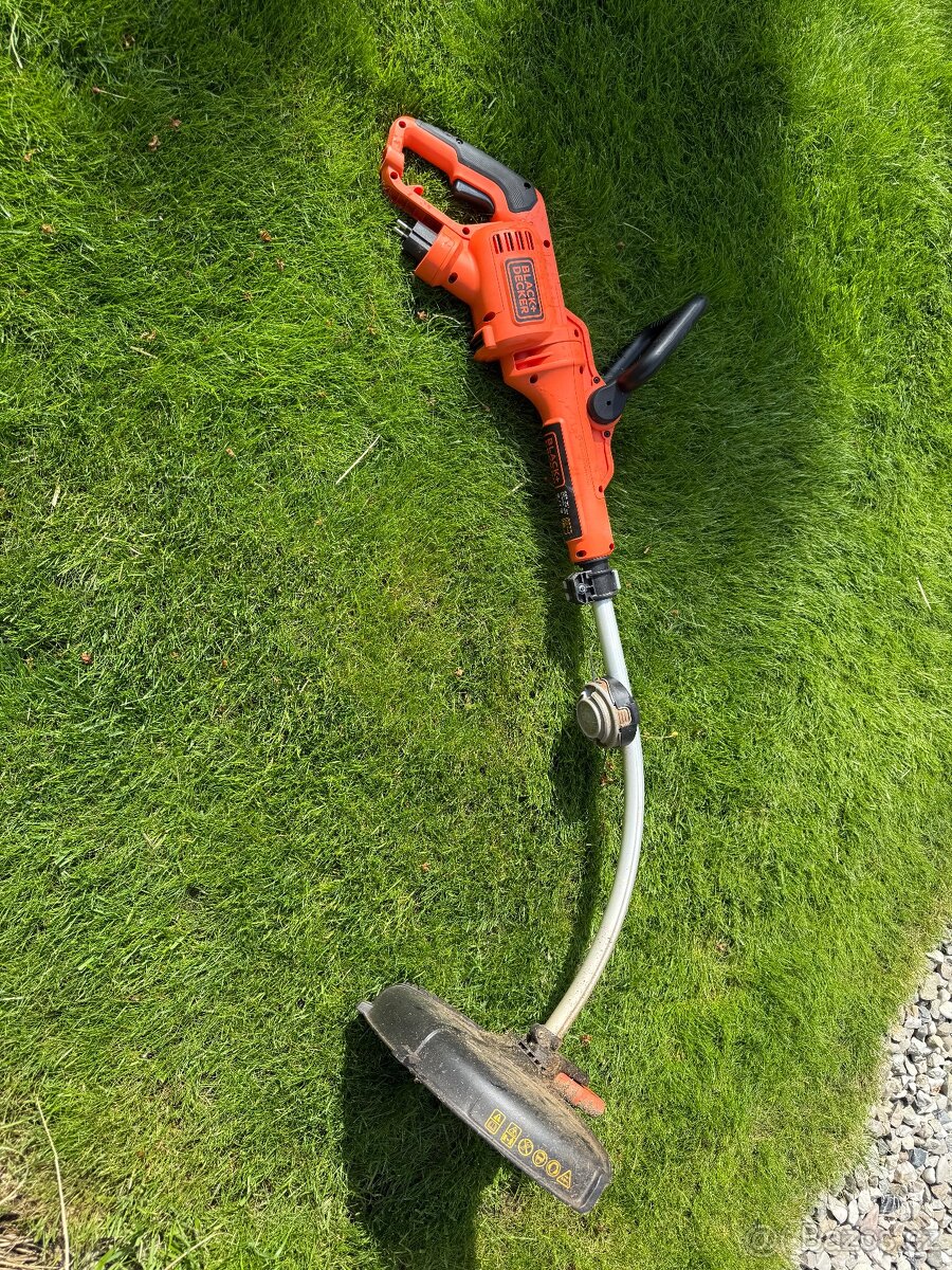 Prodam strunovou sekacku Black+Decker elektricka