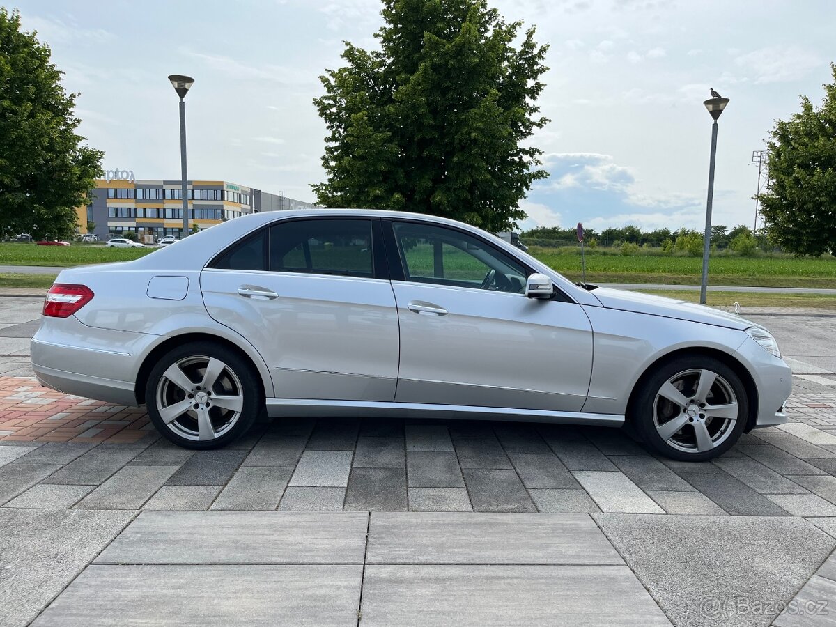 Mercedes-Benz E 500, W212, rok výroby 2008