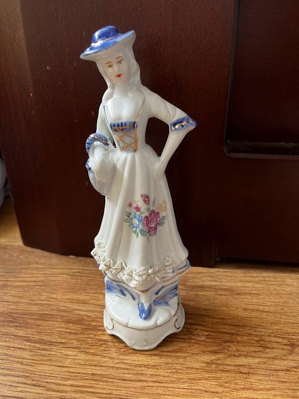 starý porcelán
