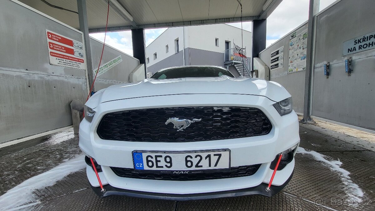 Prodám ford mustang performance packet ecoboost