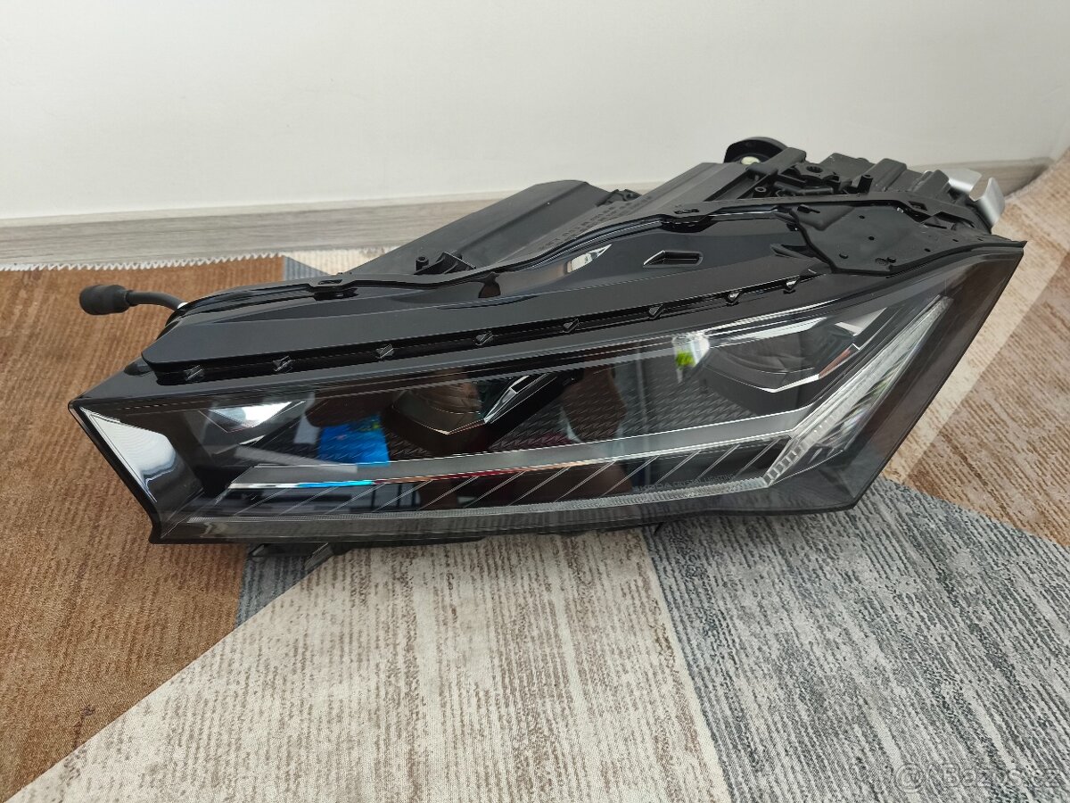 Škoda Superb 4 IV led svetlo Matrix led svetlomet leve 3P1