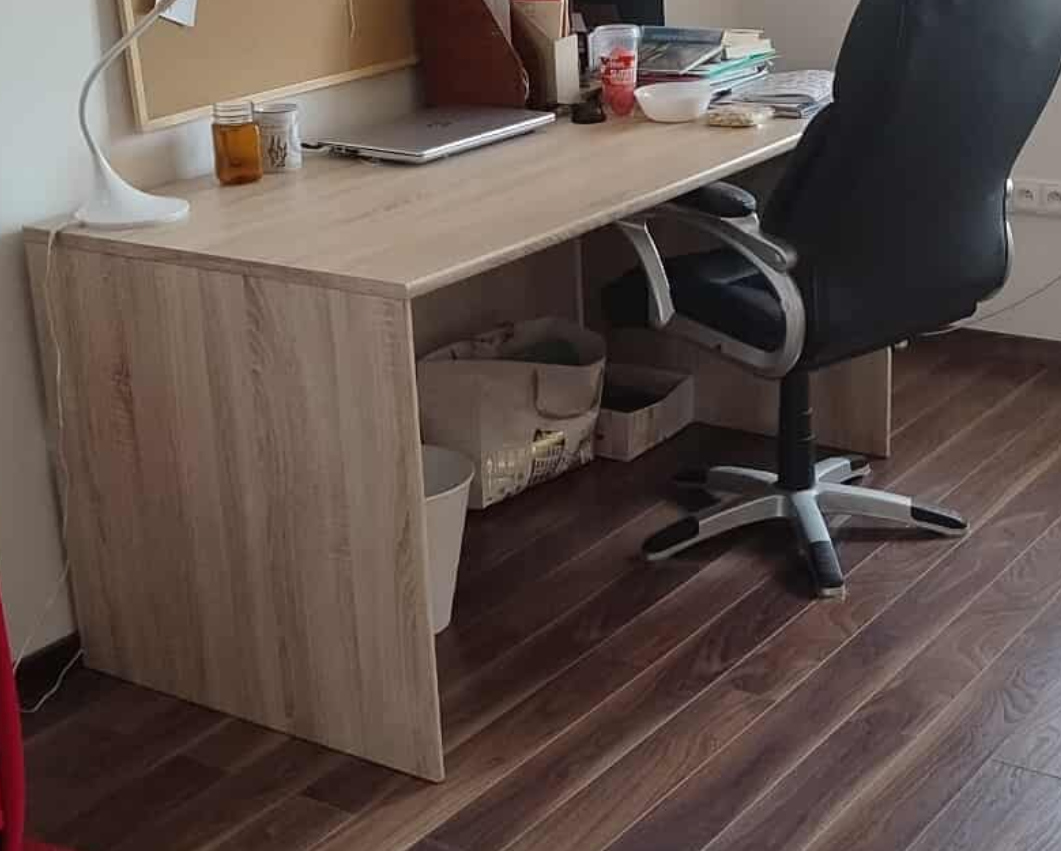 Psací stůl, studentský / kancelářský