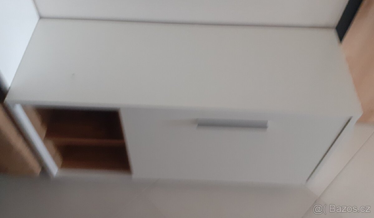 Skříňka. TOP stav.