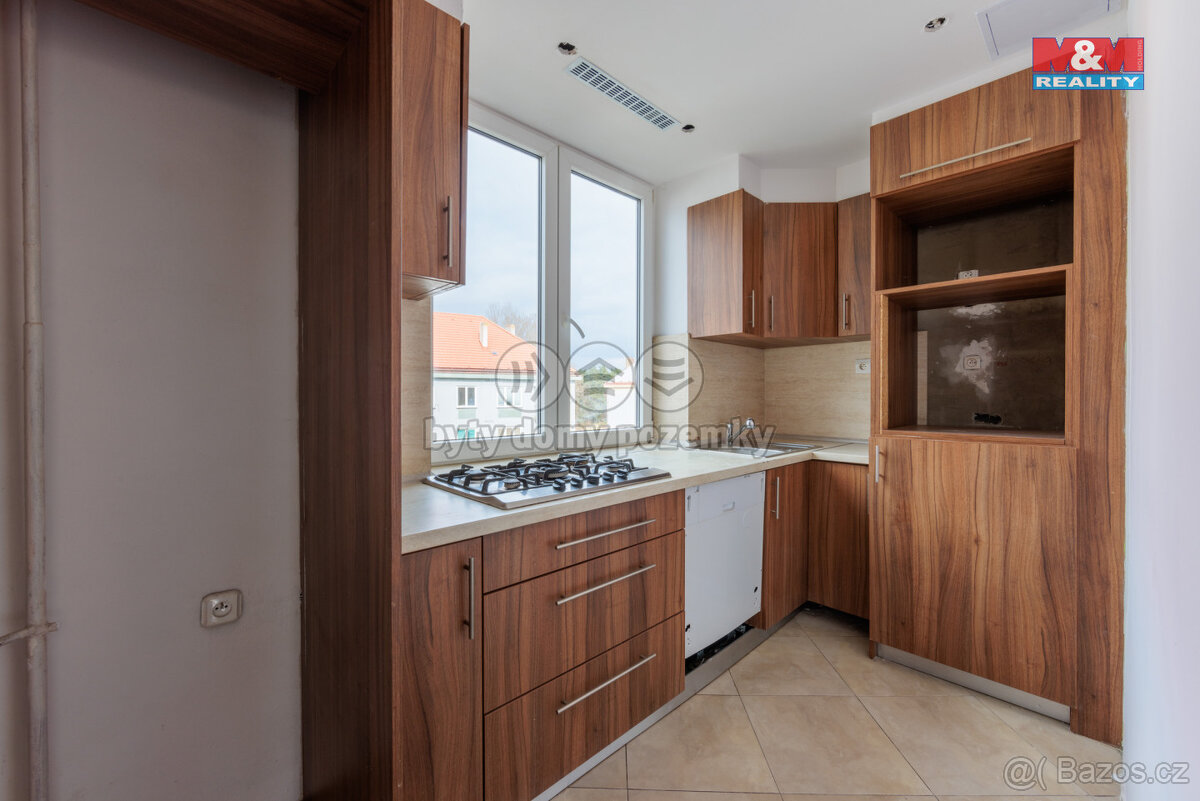 Prodej bytu 3+1, 68 m², Bukovany