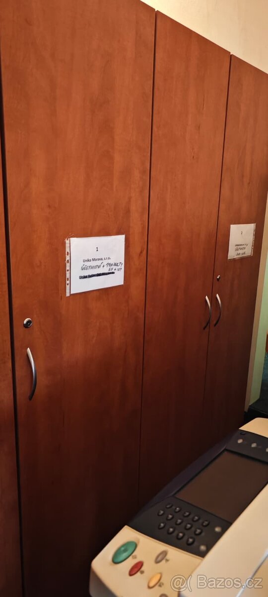 Skříň na šanony