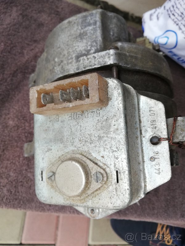 Alternátor+regulátor