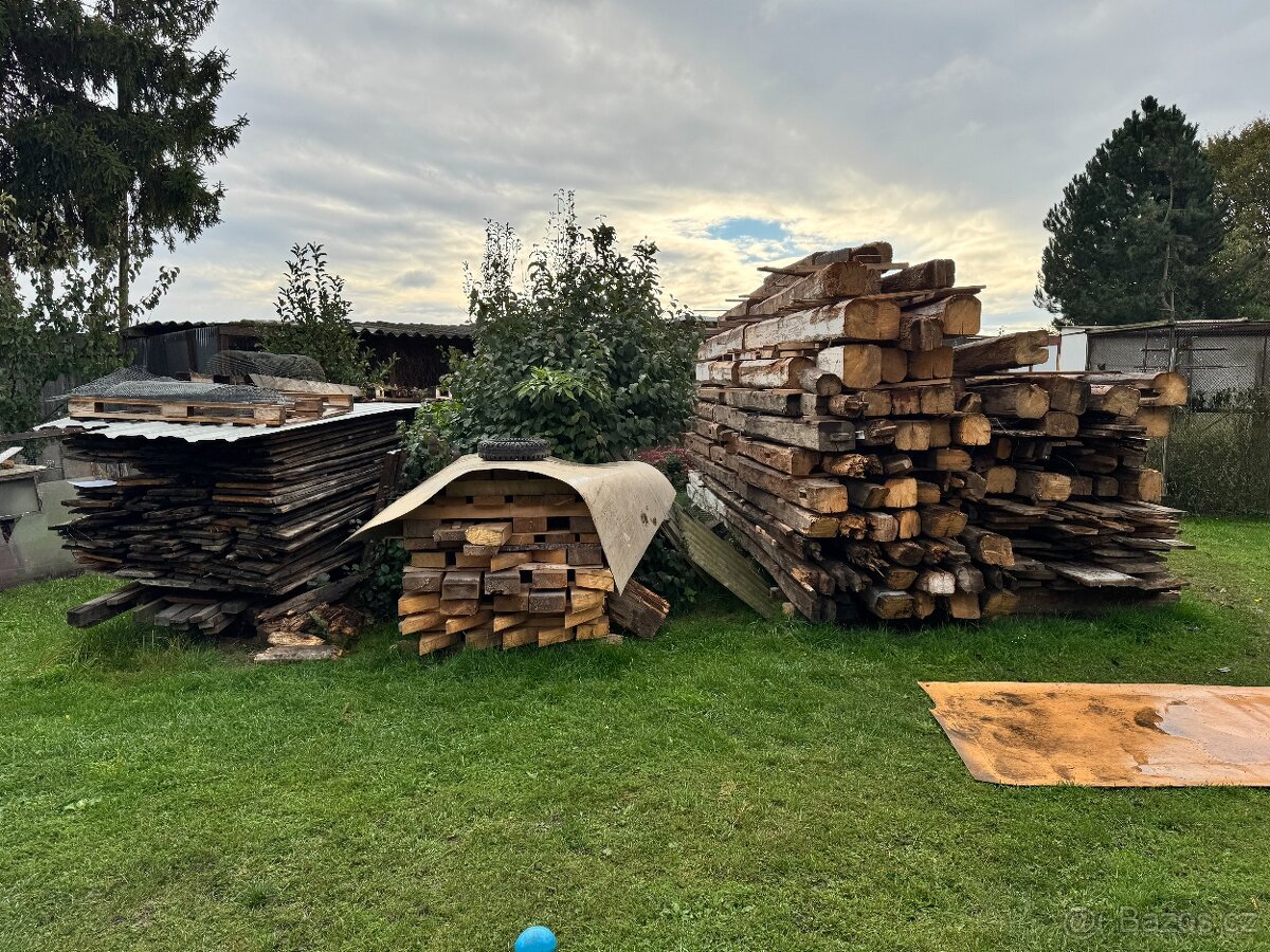 Staré dřevo - ca. 200 let