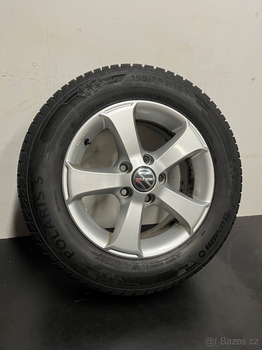 Volkswagen R15 Nové zimní pneu Barum